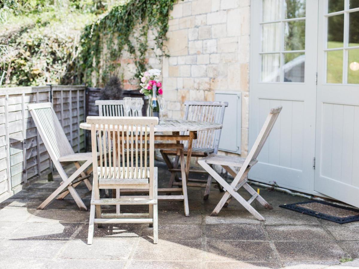 Queens Winchcombe Exterior photo